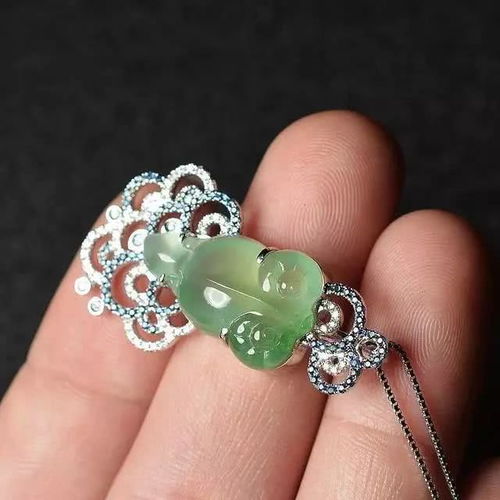 玉不琢不成器 頂級(jí)翡翠的雕工為何看似樸素